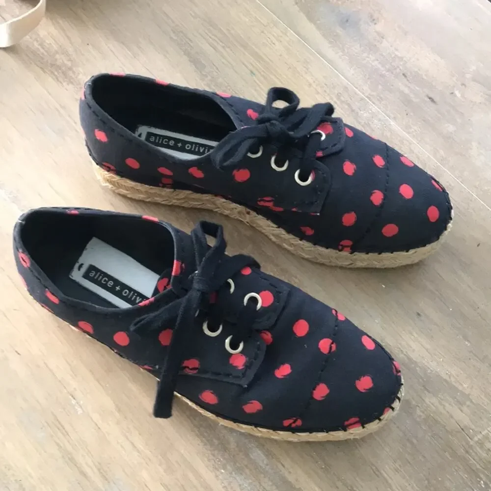 Alice + Olivia size 40